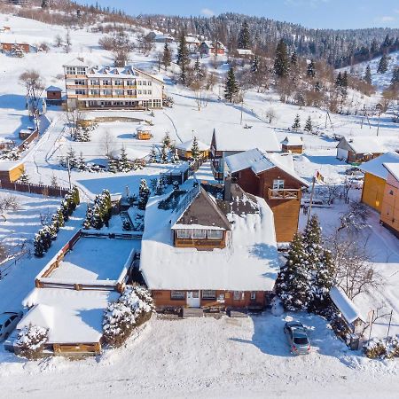 Smerichka Hotell Slavske Exteriör bild