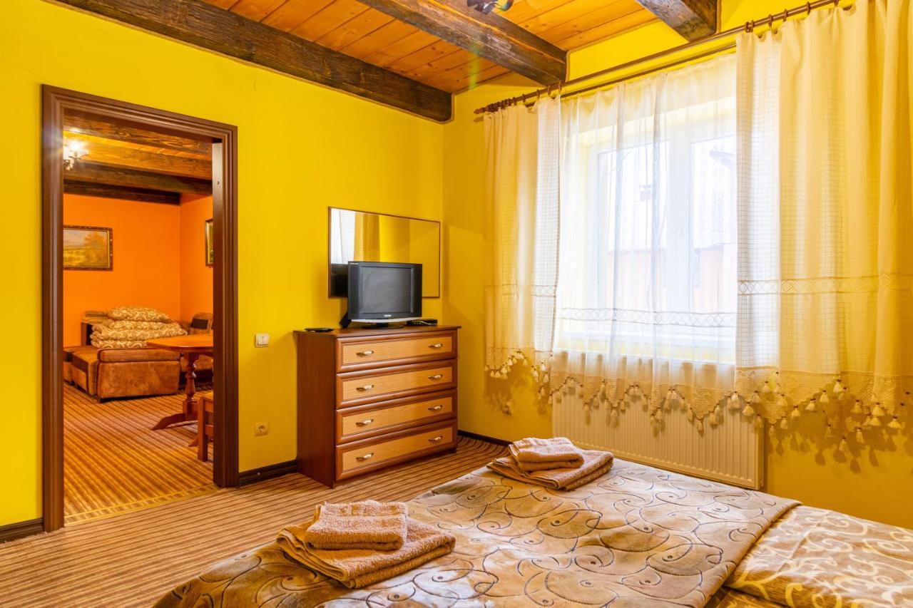 Smerichka Hotell Slavske Exteriör bild