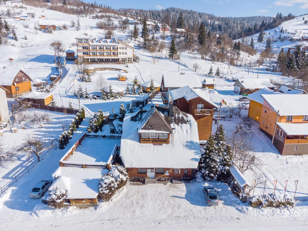 Smerichka Hotell Slavske Exteriör bild