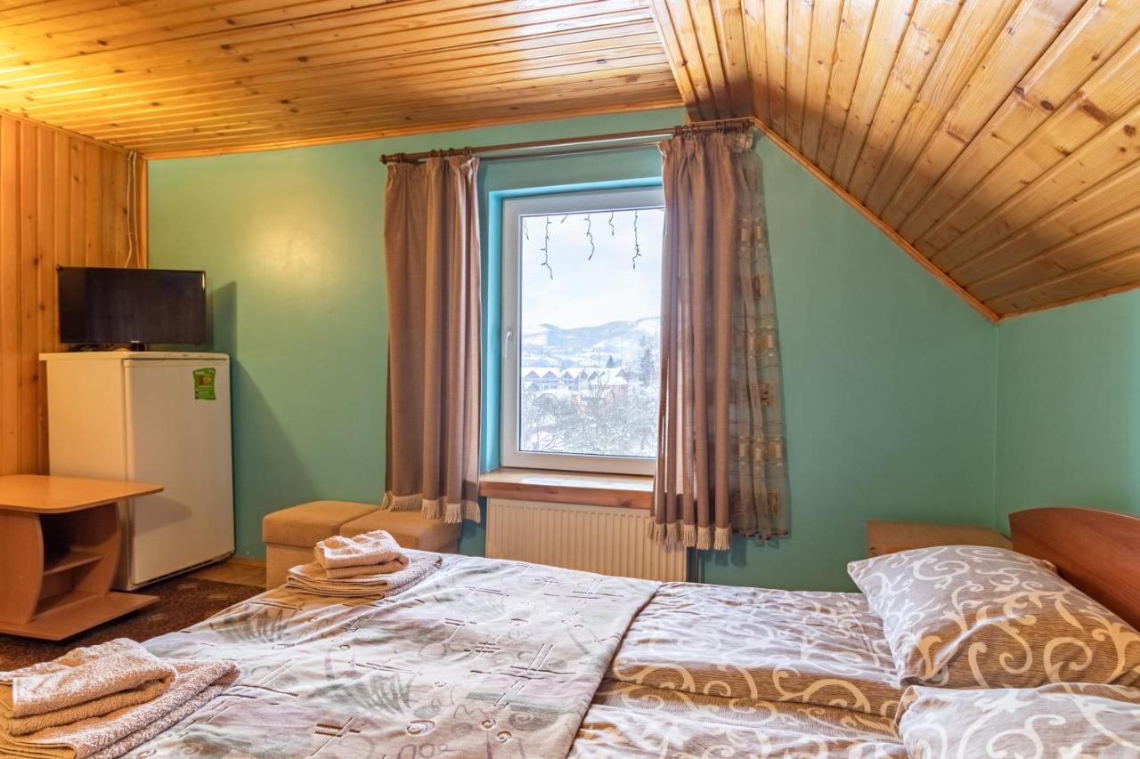Smerichka Hotell Slavske Exteriör bild
