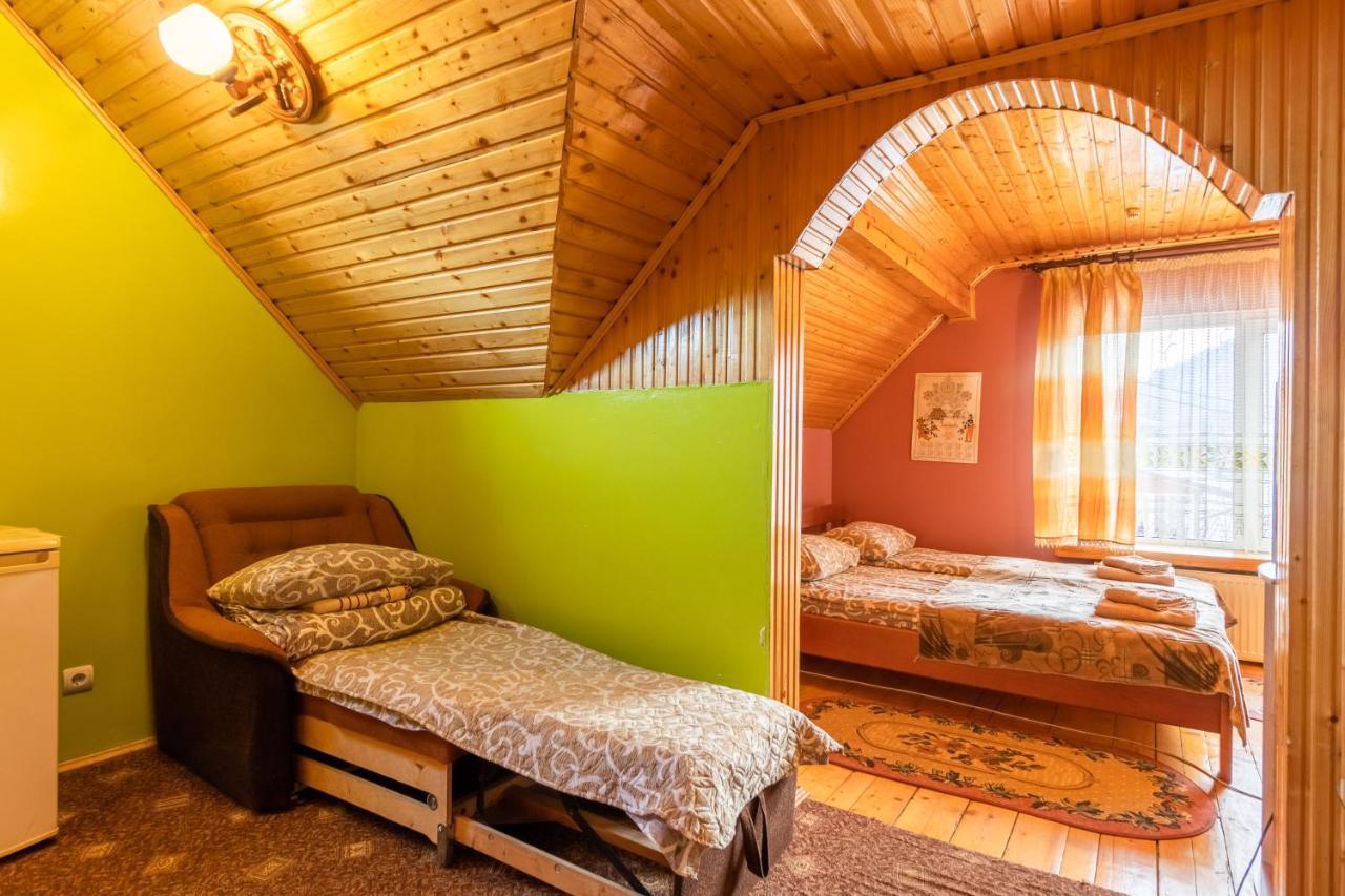 Smerichka Hotell Slavske Exteriör bild