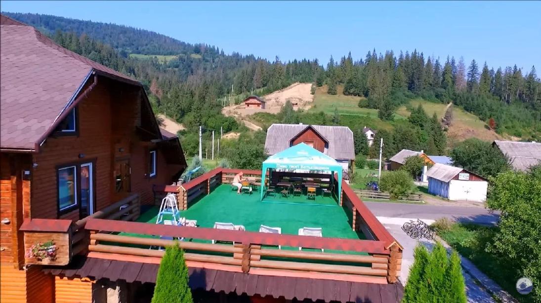 Smerichka Hotell Slavske Exteriör bild